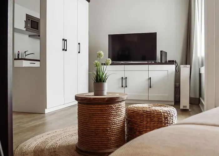 App Sunnyside Apartment